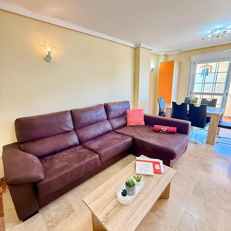 Apartmán Large With Sea Views & Terrace *