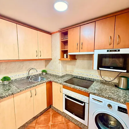 Apartmán Large With Sea Views & Terrace *
